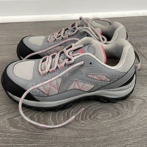 Brand new women’s steel toe shoes